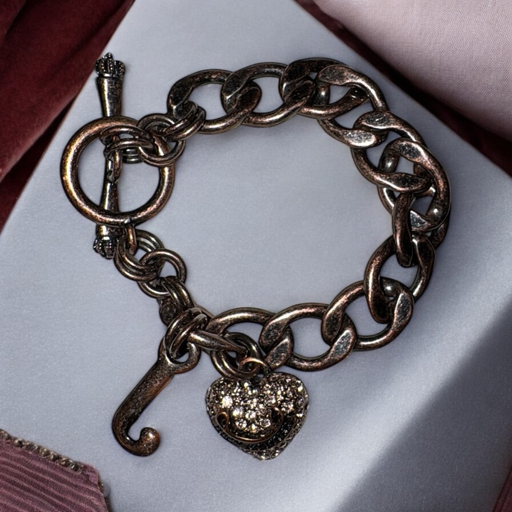 48 hour Sale Juicy Couture Elegant Bronze Tone Heart Charm Bracelet Like New